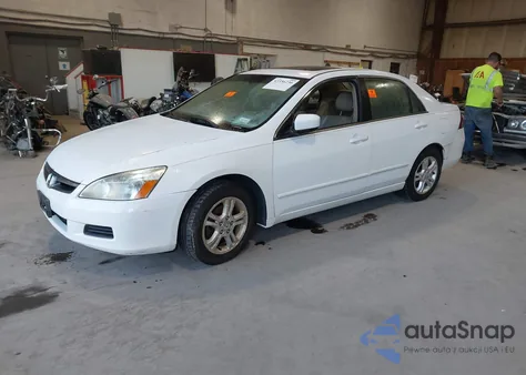 2006 Honda Accord 2.4 Ex from USA, damaged, VIN 1HGCM56856A018817